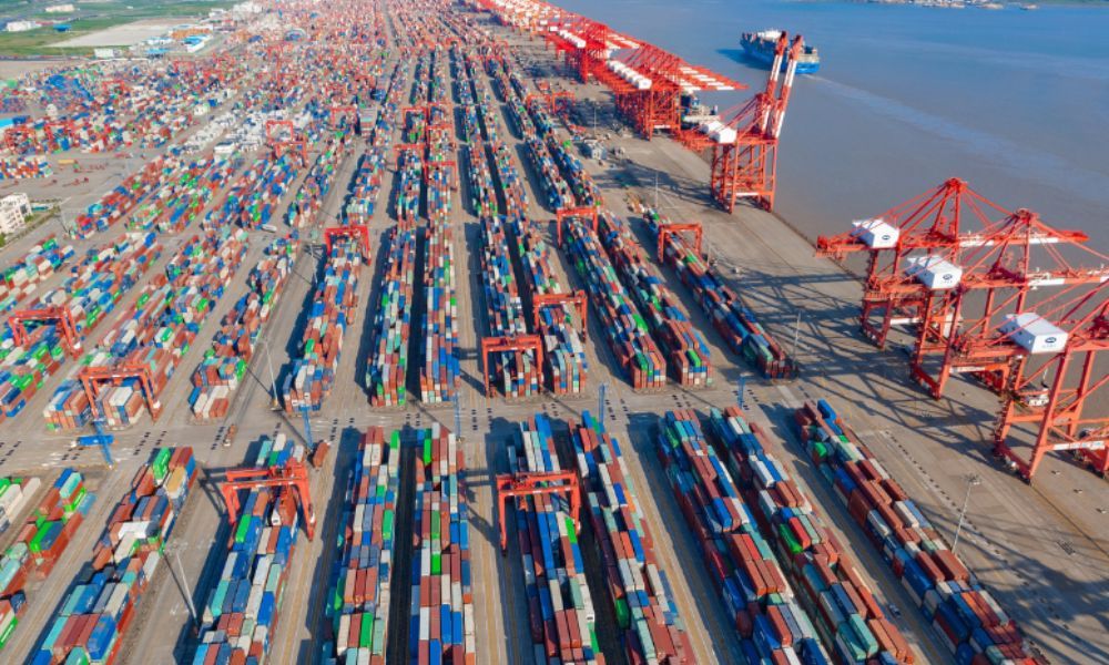shanghai_port_218e1a2868.jpg