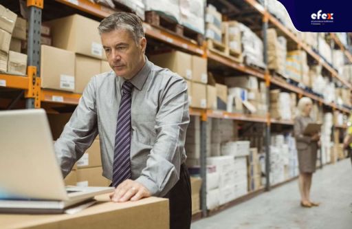 Employ-reports-the-movement-of-goods.jpg