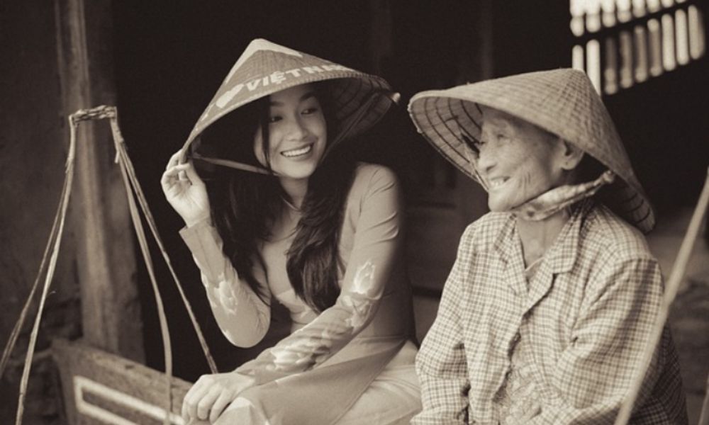 conical_hat_handicraft_products_23a91bd219.jpg