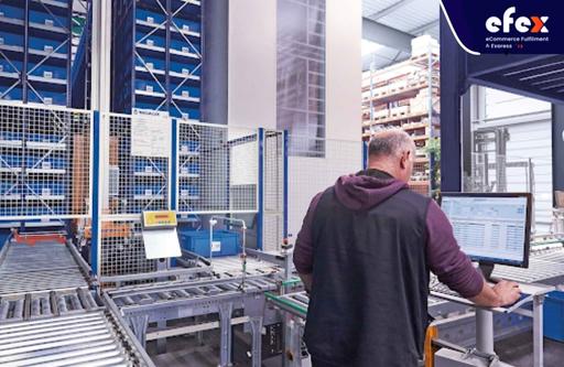 Monitor-Your-Warehouse-KPIs.jpg