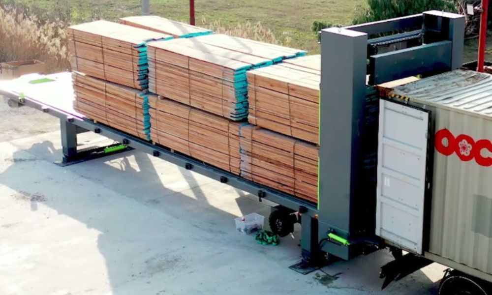 container_loading_shipment_9fd54353c4.jpg
