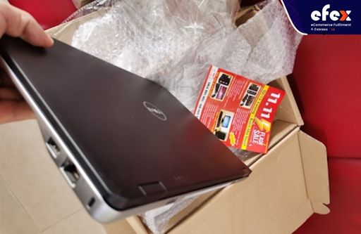Dong-goi-laptop-chuan-quy-cach-de-tranh-va-dap.jpg
