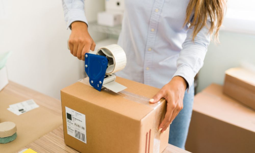 small_package_parcel_11595c6b9c.jpg